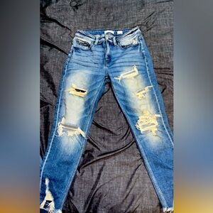 KanCan Mid-Rise Ankle Skinny’s